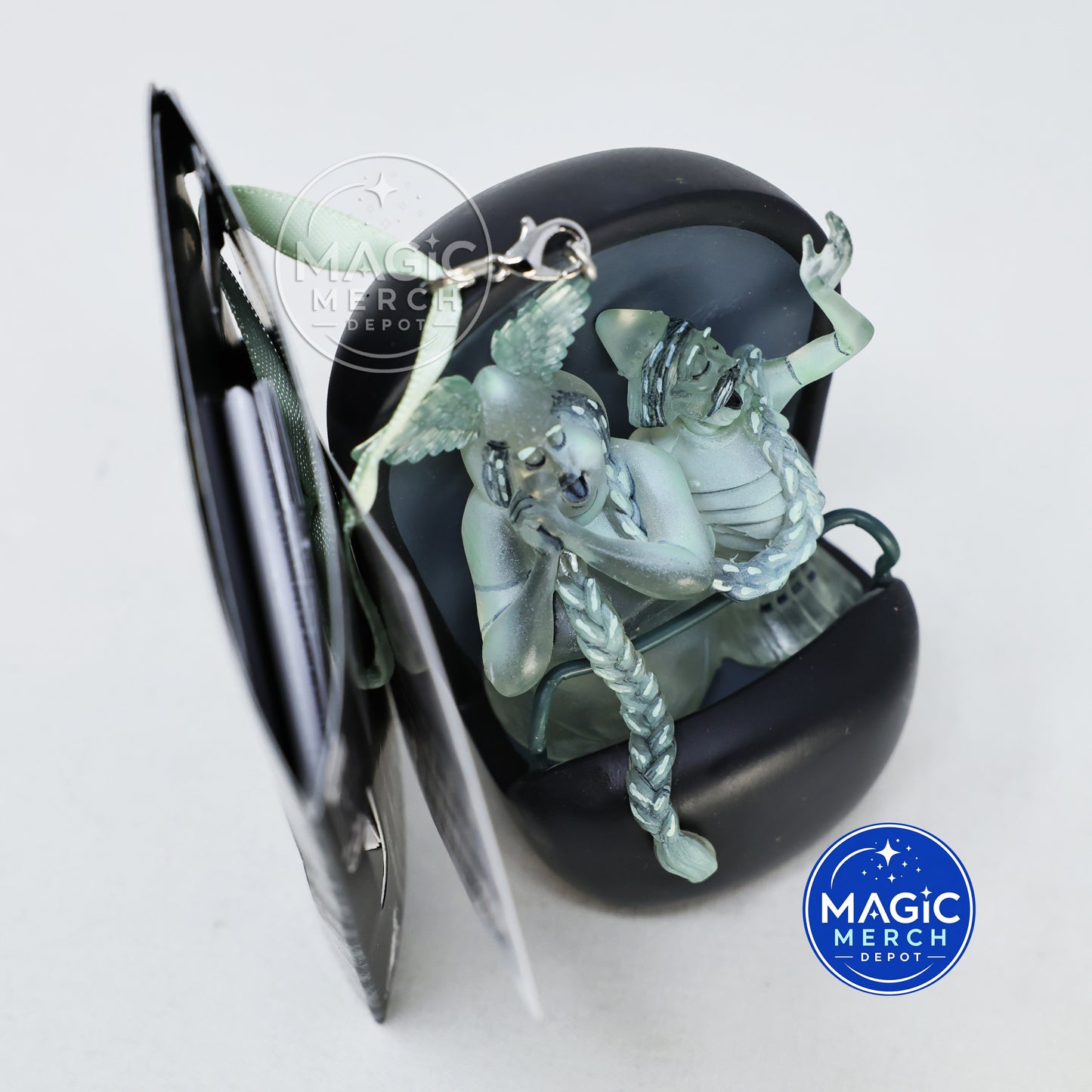 Disney Haunted Mansion Opera Singers Doom Buggy Light-Up Sketchbook Ornament NIB