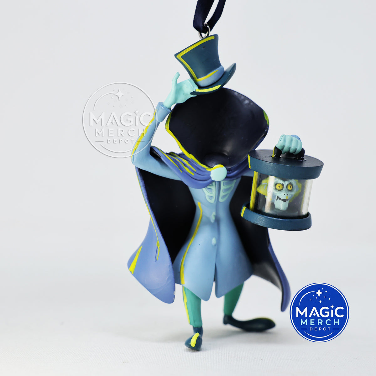 Disney Parks 2026 The Haunted Mansion Hatbox Ghost Christmas Ornament New