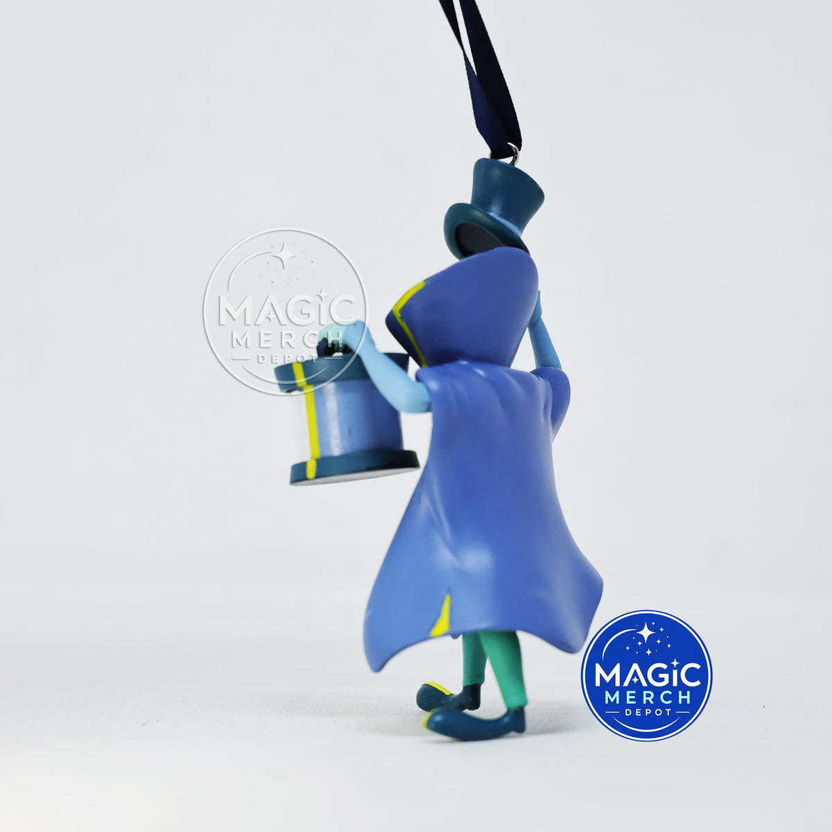 Disney Parks 2026 The Haunted Mansion Hatbox Ghost Christmas Ornament New